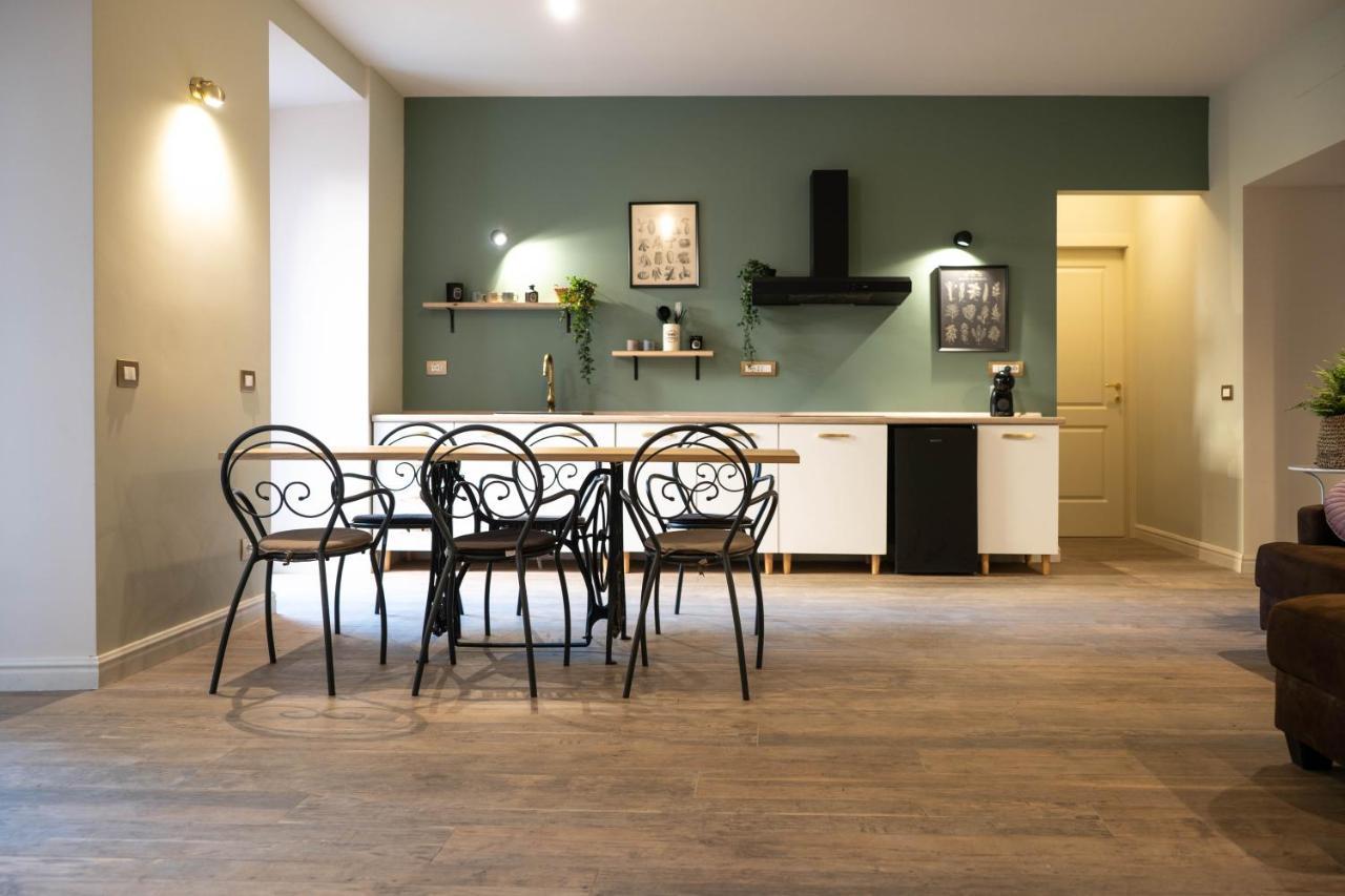 Bohouse Roma Apartment Bagian luar foto